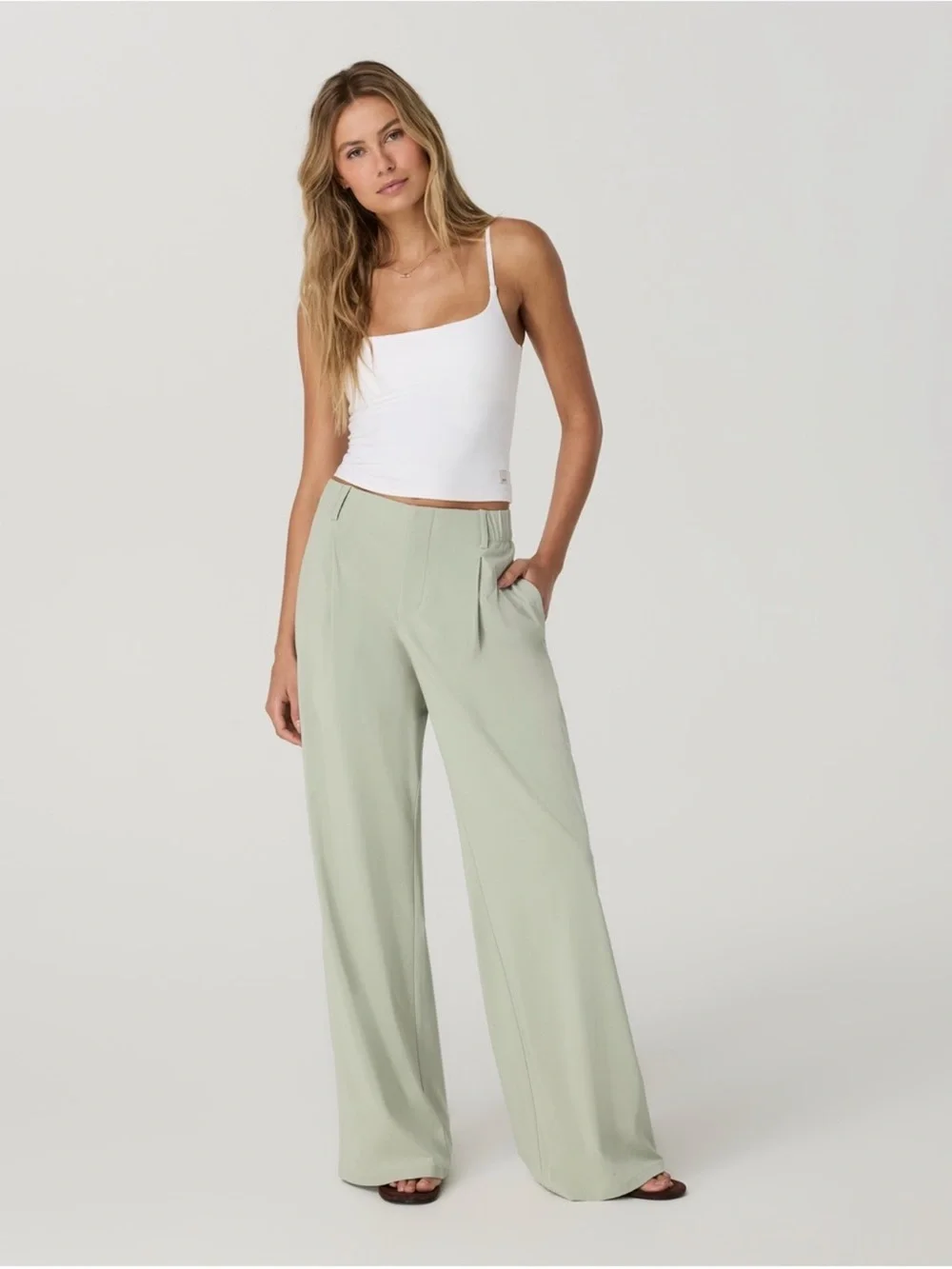 Vuori Villa Wide Leg Trousers - Picture 5 of 9